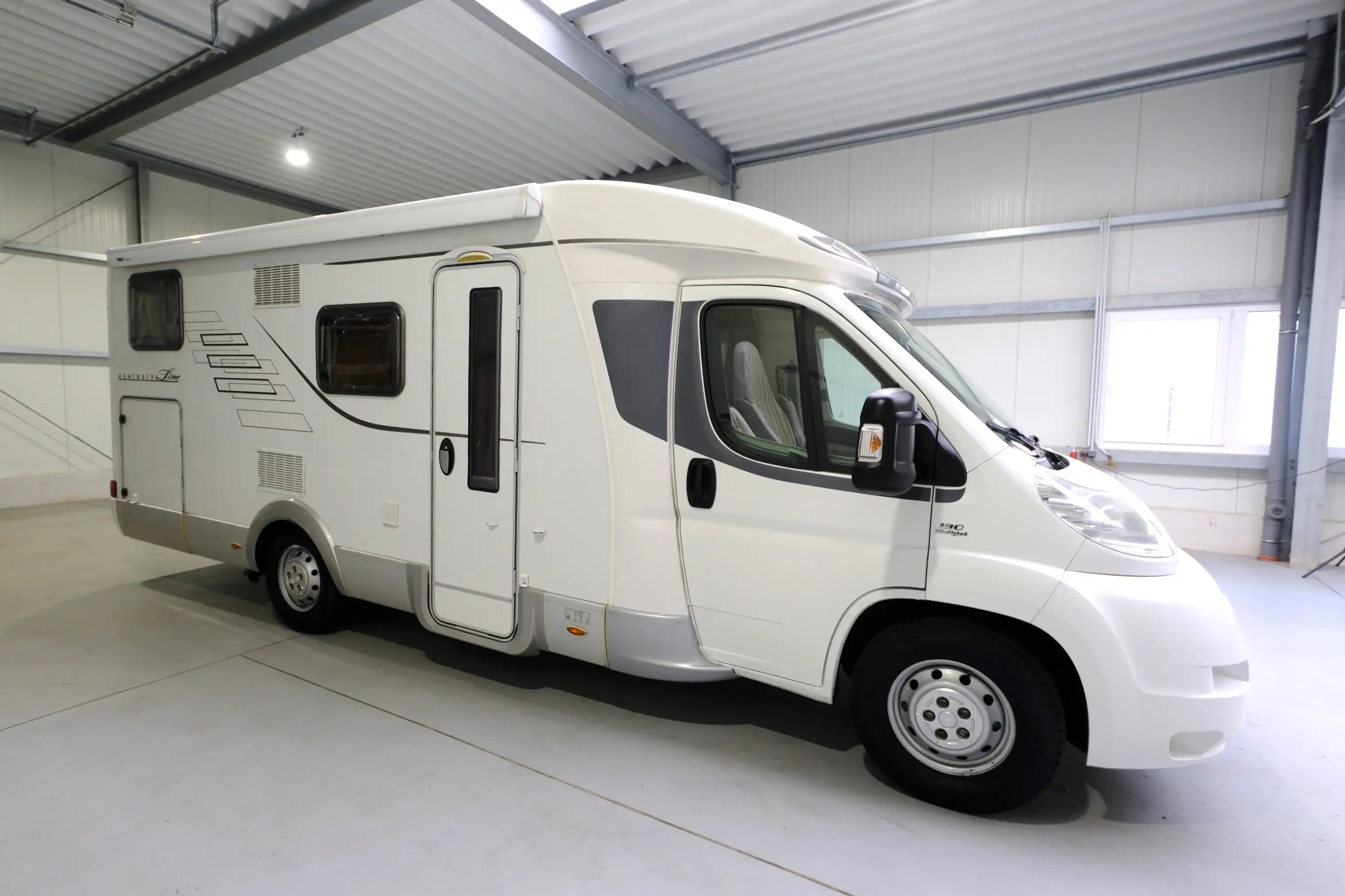 HYMER-ERIBA Tramp T 674 CL Exclusive Line